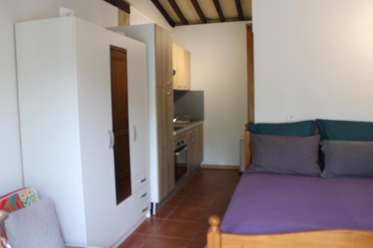 Mas De L'Olivier Apartment Saint-Estève Екстериор снимка